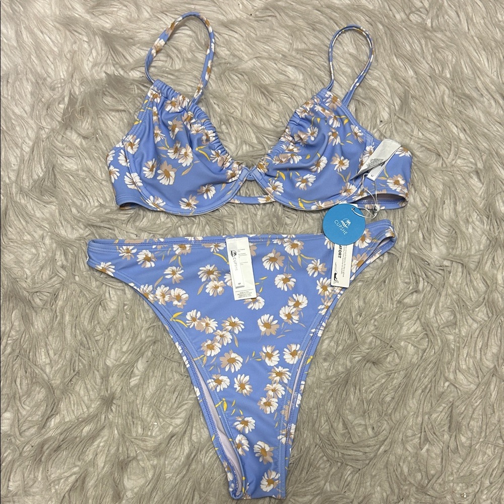 NWT Cupshe Floral Lavendar Bikini Set